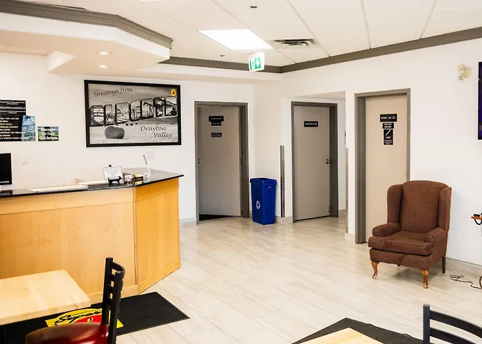 Super 8 By Wyndham Drayton Valley